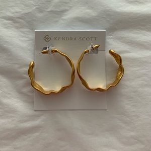 Kendra Scott Holland Hoop Earrings Vintage Gold